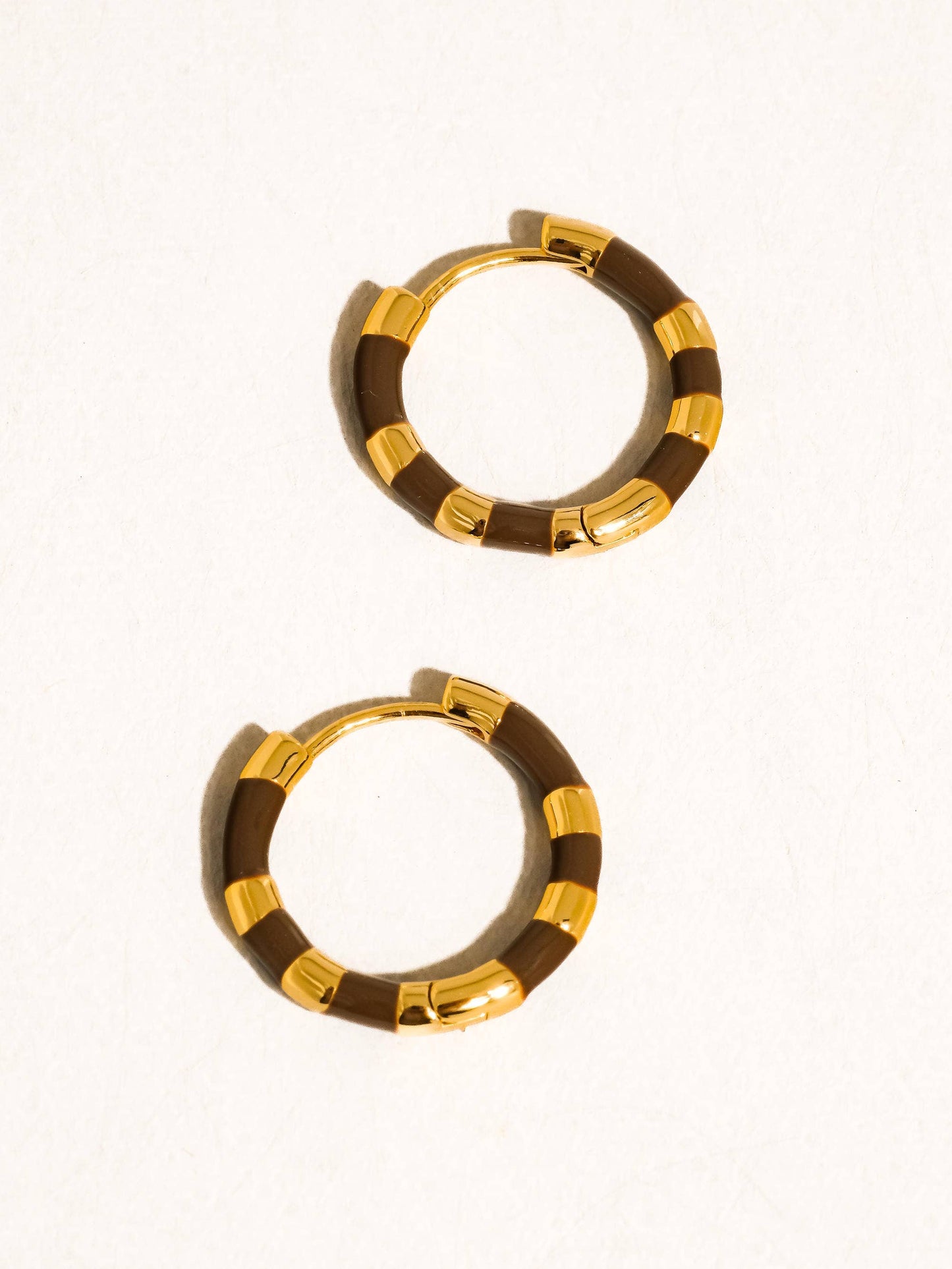 Avielle 18K Gold Vintage Enamel Hoop Earring