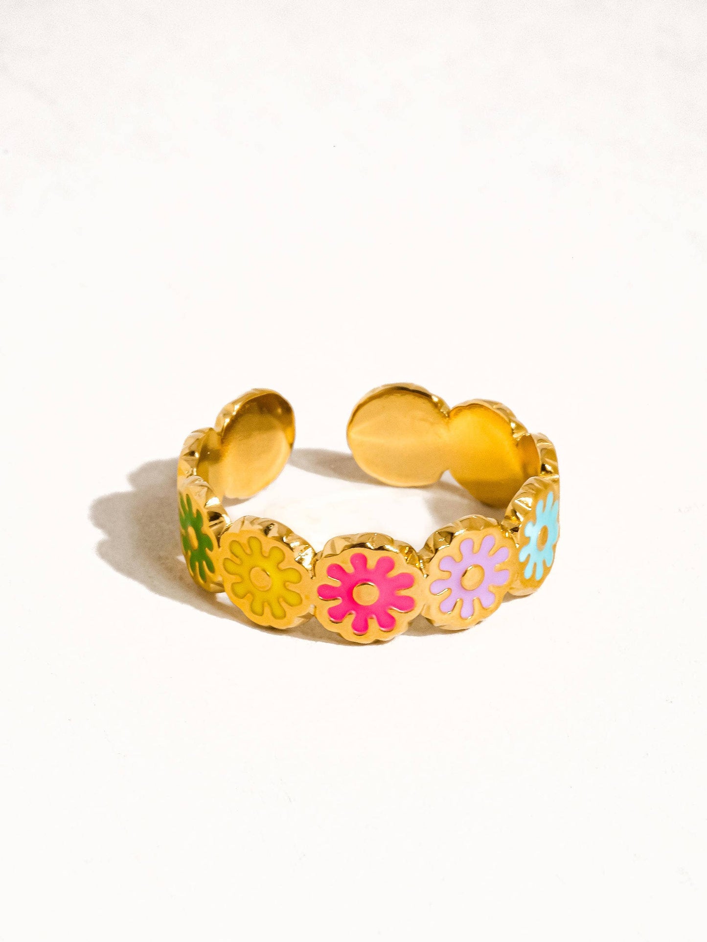 Marbella 18K Gold Non-Tarnish Floral Patterned Ring: Multi-Colored