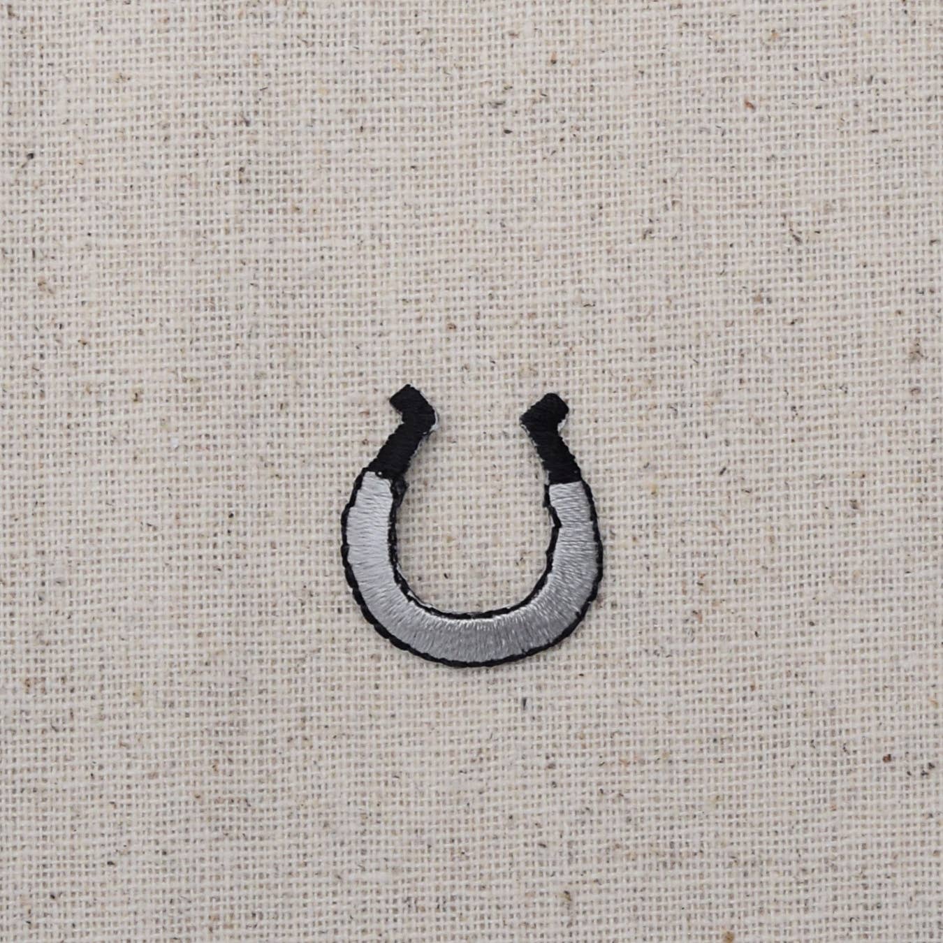 Mini Silver Horseshoe, Western - Iron on Patch