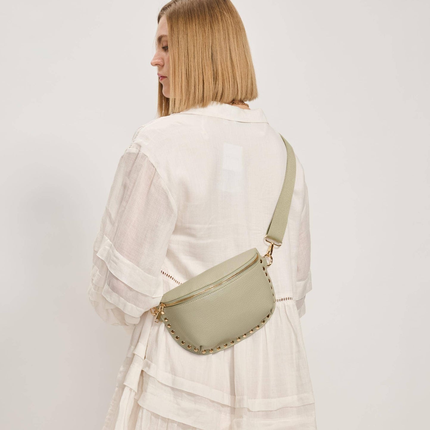 Gizelle Belt Bag: Black