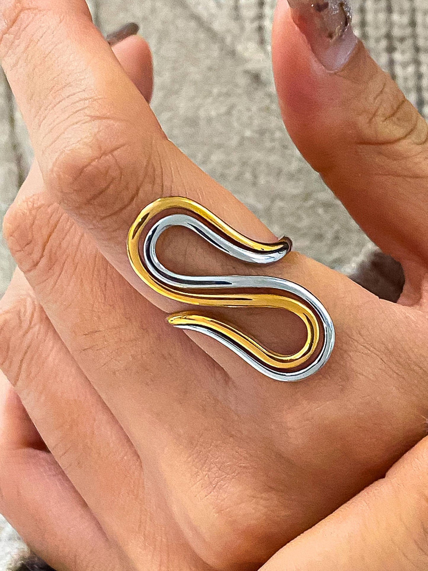 Gurvan 18K Non-Tarnish Abstract Two Tone Ring: Multi-Colored