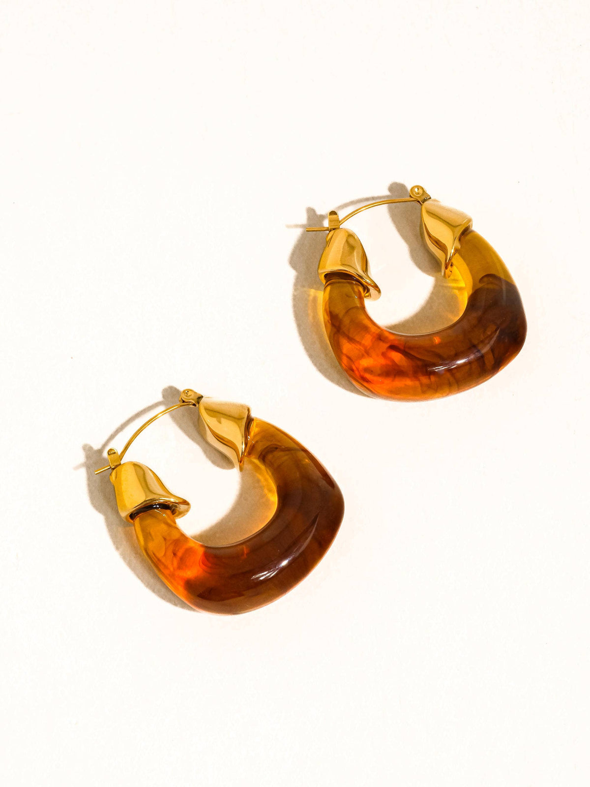 Arlowe 18K Gold Non-Tarnish Resin Hoop Earrings: Black