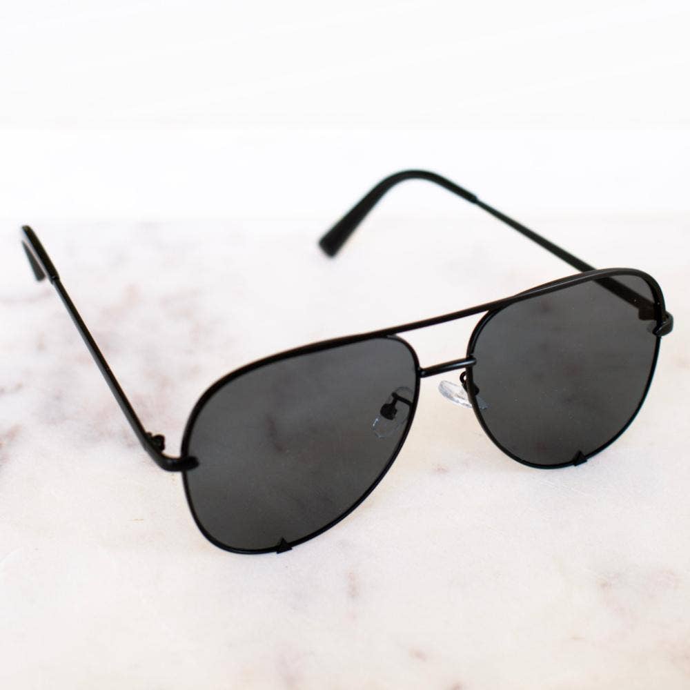 Alexa Aviator Frame Sunglasses: Black