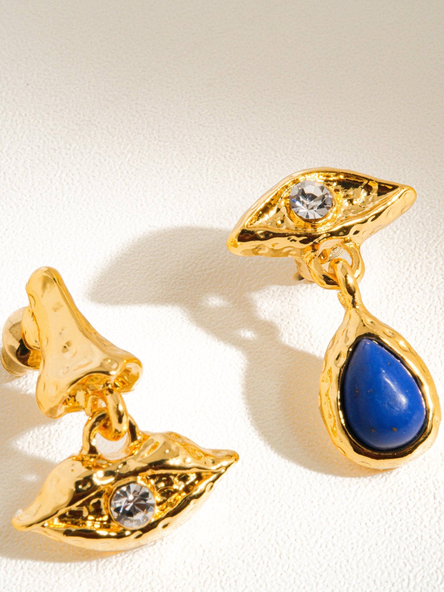 Eden Blue Eye and Lip Earring