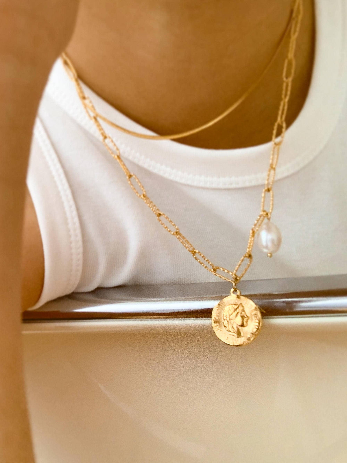 Isaline Gold 18K Gold Non-Tarnish Coin Chain Necklace: Yellow Gold