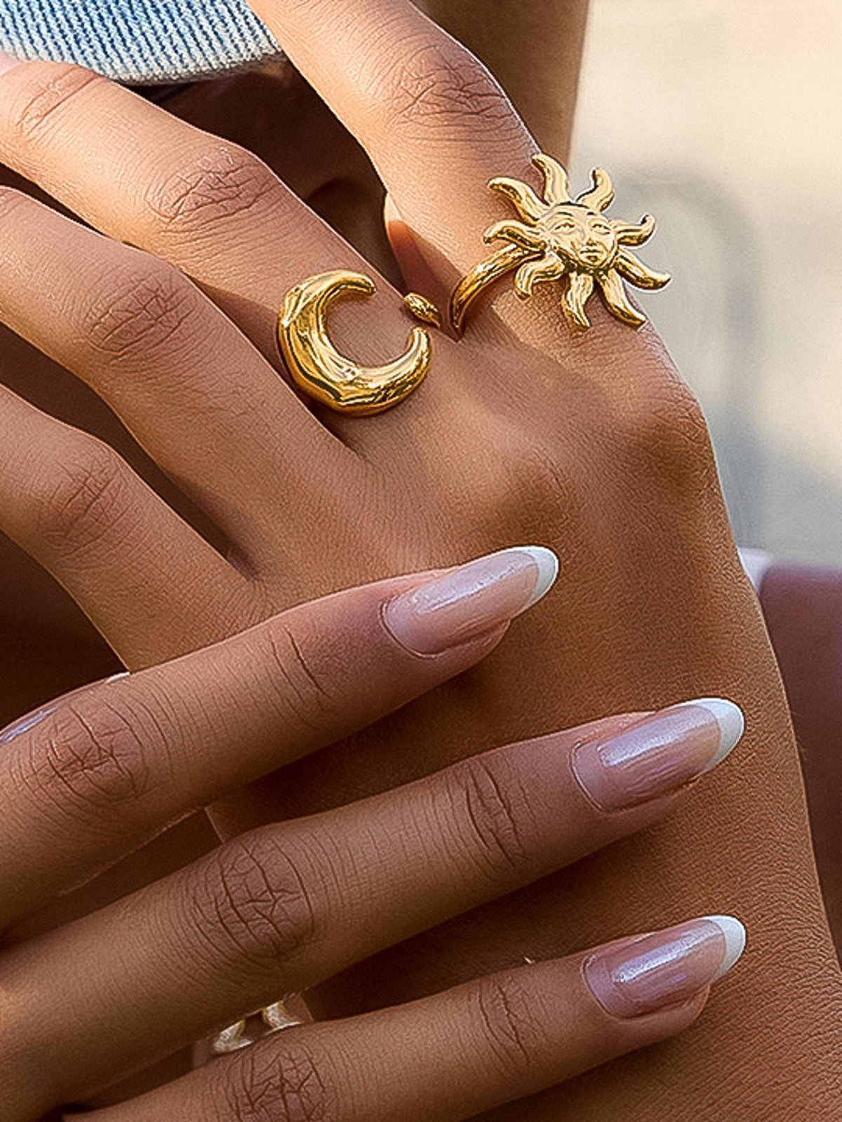 Aurelune 18K Gold Non-Tarnish Minimalist Moon Ring: Yellow Gold