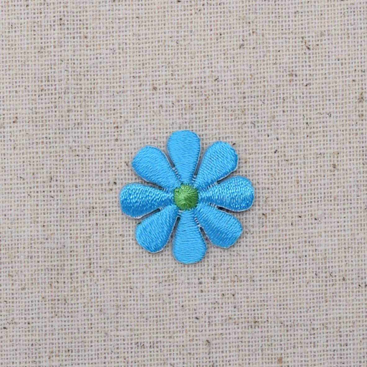 Small - Daisy Flower - COLOR CHOICE: Fuchsia, Turquoise Blue, White, Red, Light Pink- Iron on Applique - Embroidered Patch - 694071: Pink