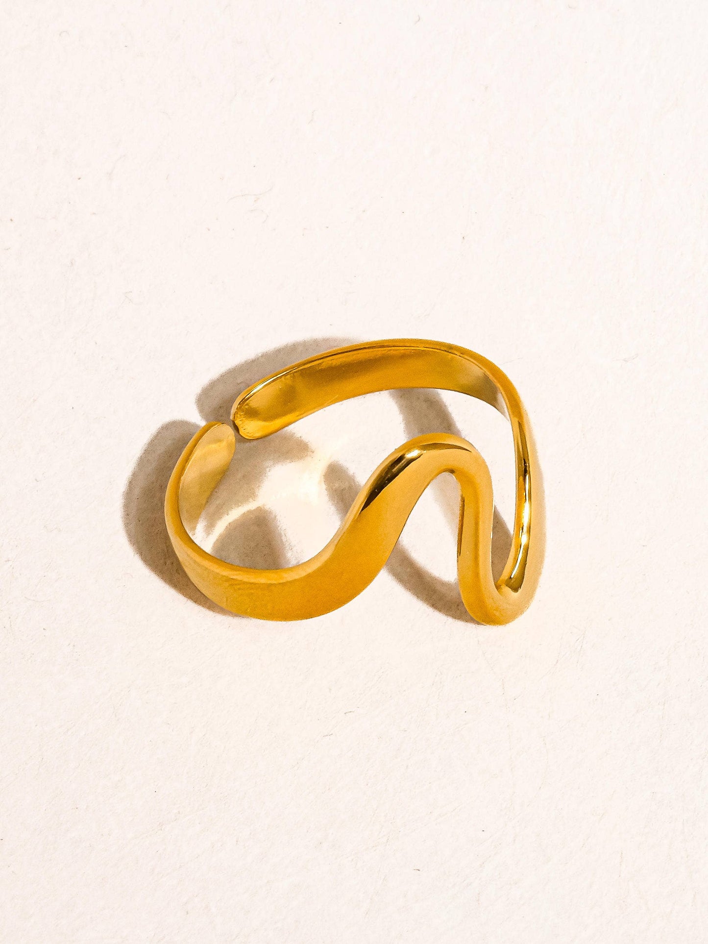 Arther 18K Gold Non-Tarnish Abstract Thin Ring
