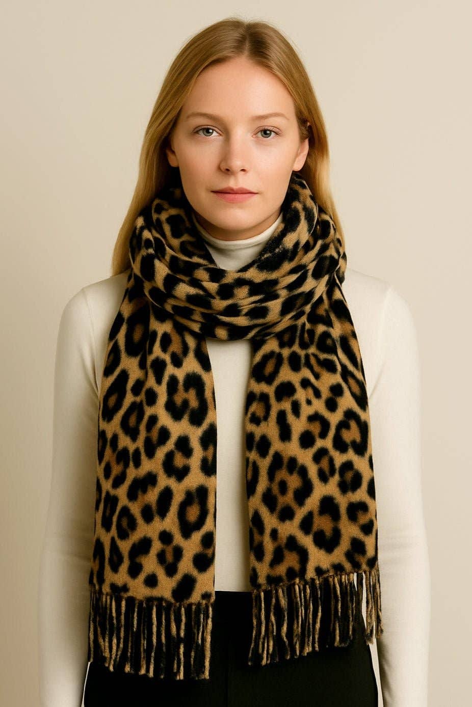 Noya Leopard Print Scarf