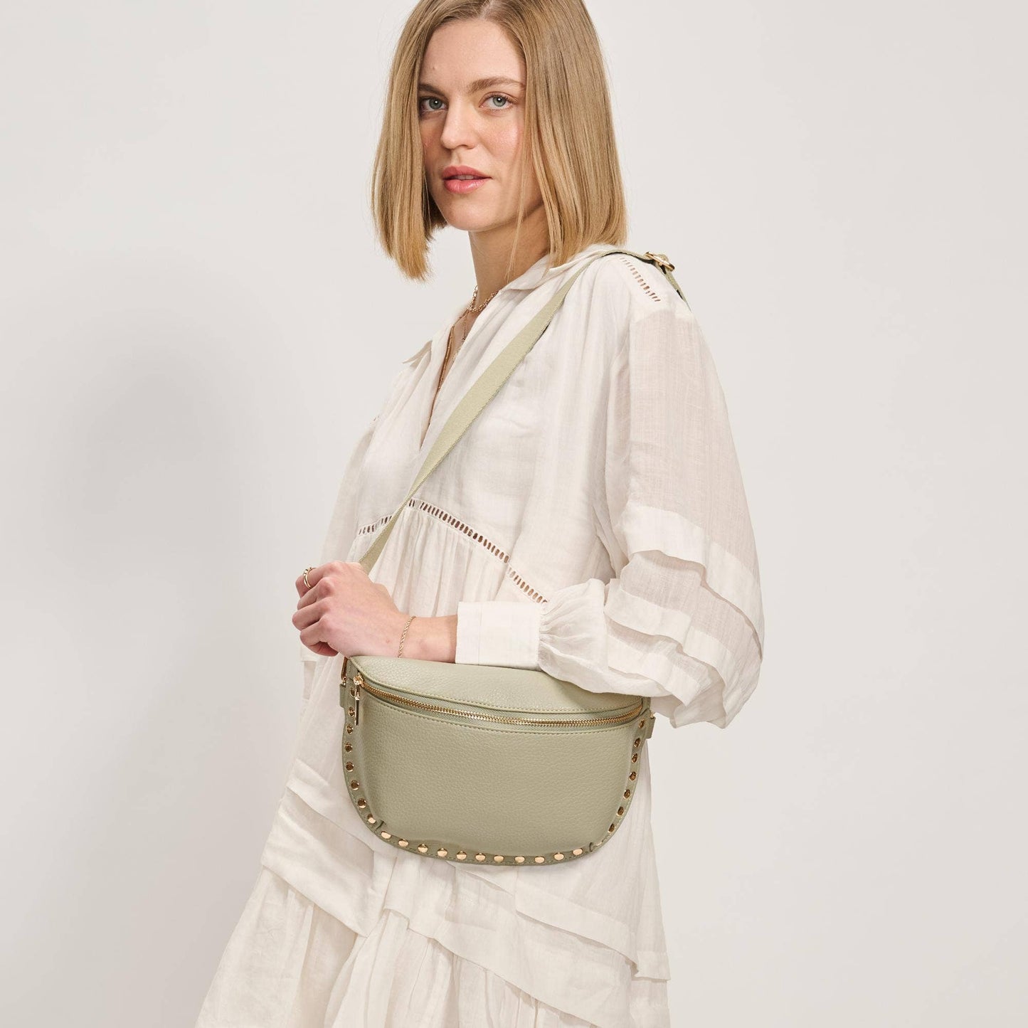 Gizelle Belt Bag: Black