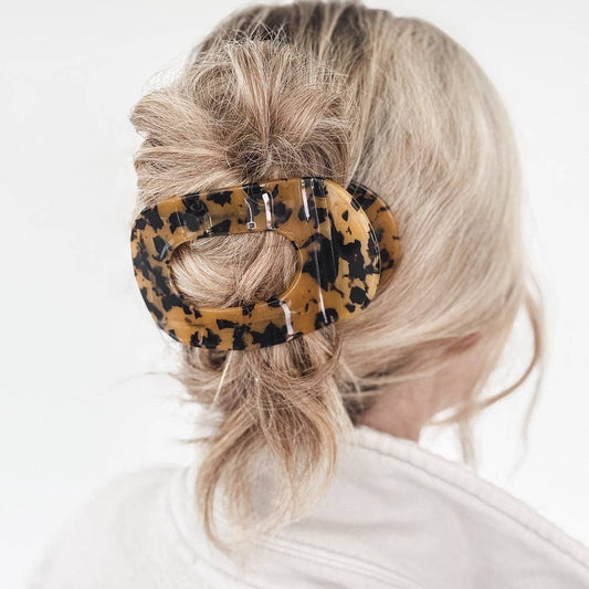 Large Flat Round Hair Clip: Leopard