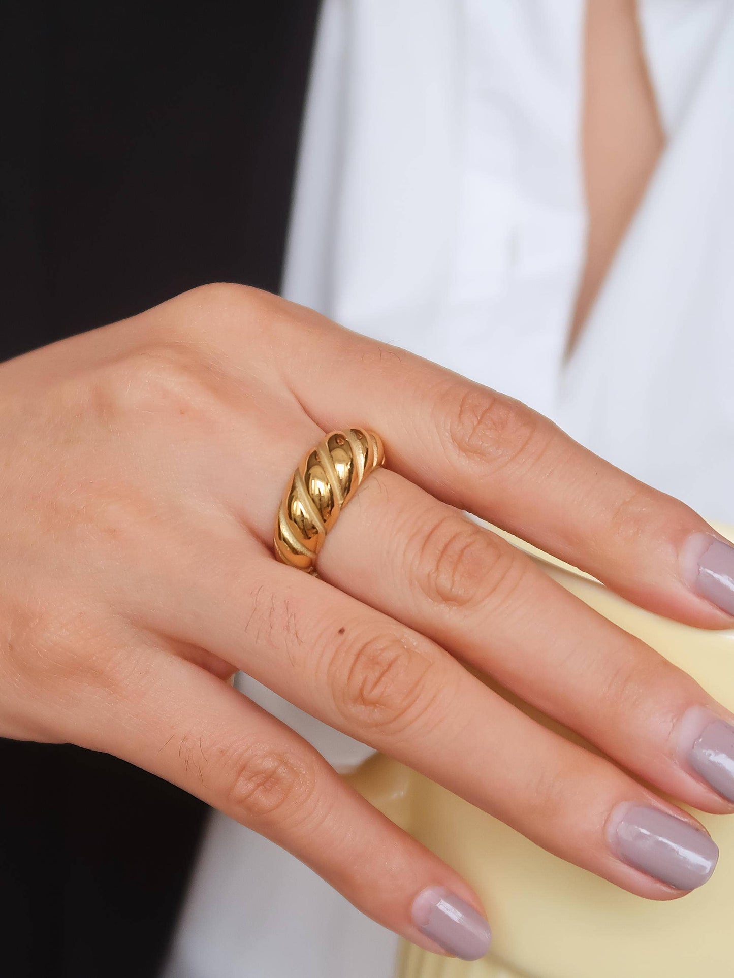 Wallace 18K Gold Non-Tarnish Croissant Ring: Size 8