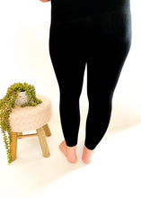Load image into Gallery viewer, The Cropped Tummy Tuck Legging
