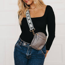 Load image into Gallery viewer, Ellie Crossbody Bag

