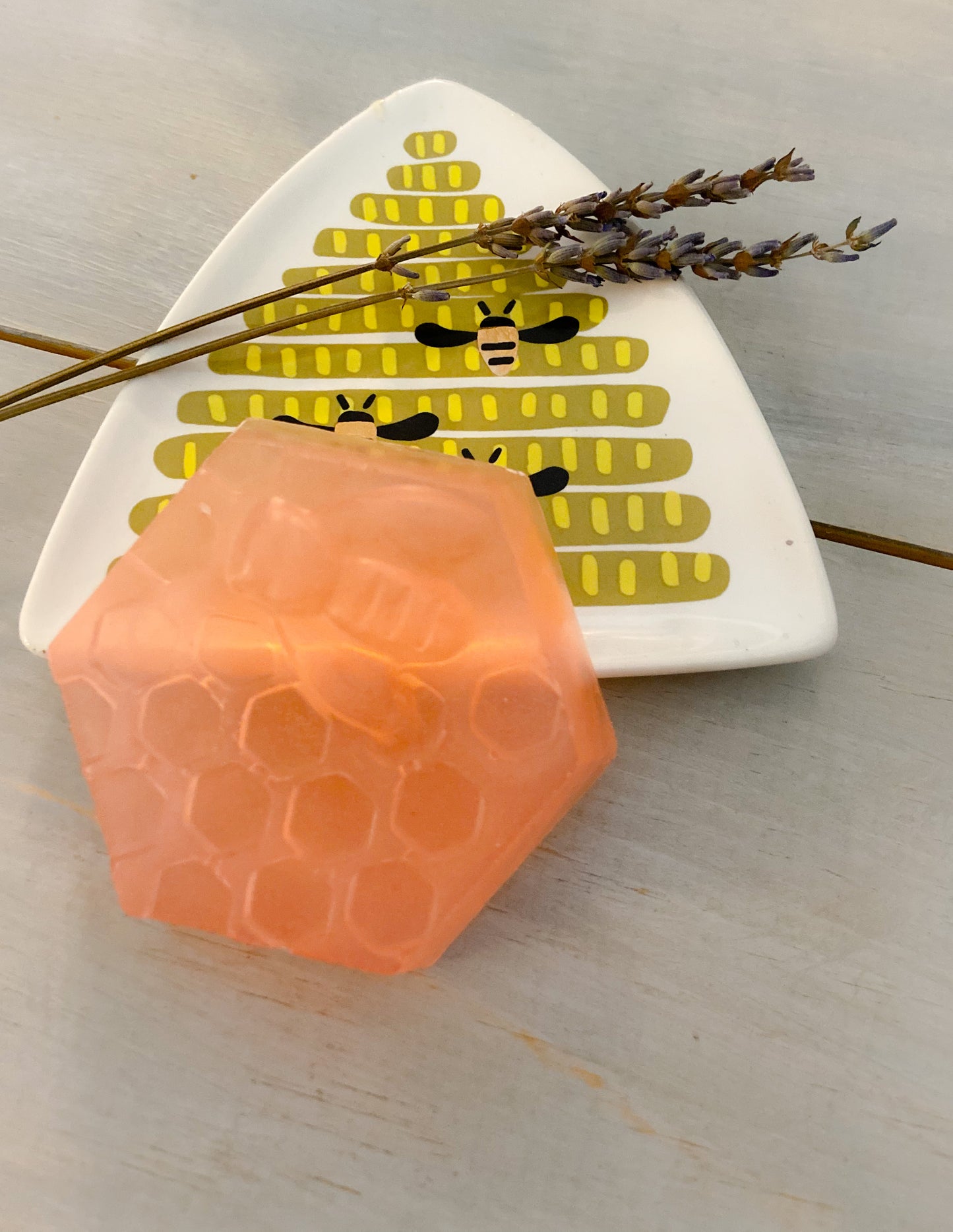 Bee Basic Shampoo Bars